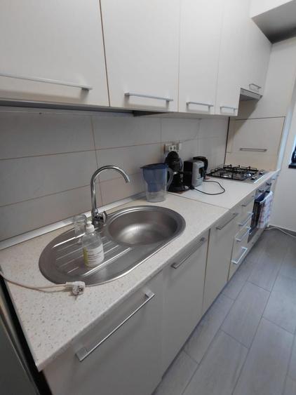 Apartament cu 2 camere decomandat, mobilat în Militari