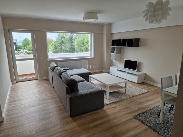 De inchiriat apartament 2 camere decomandate Zamca