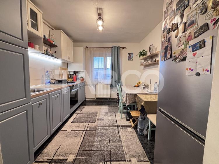 De vanzare apartament 2 decomandate 2 balcoane la cheie Intre Lacuri - 3