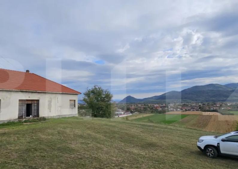 Vila la ro?u, 240 mp, teren 93.000 mp - ?oimu? - 4