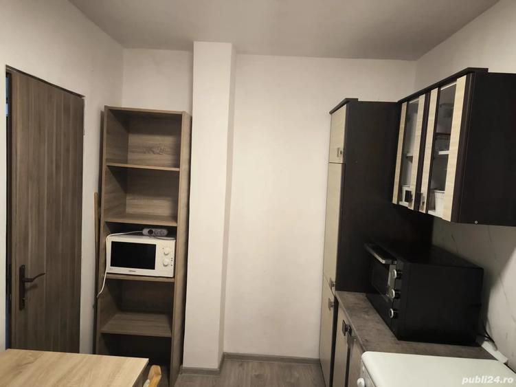 Inchiriez Apartament cu o Camera - 7