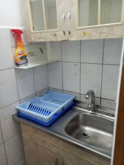 Inchiriez garsonira etaj1 zona catedrala lidel zamca - 5