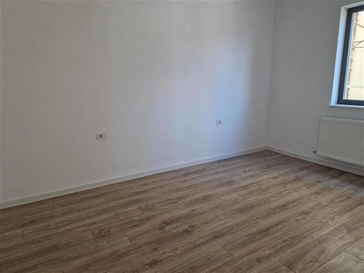 Casa P+E eleganta, 2024, teren 240 mp - zona centrala - 2