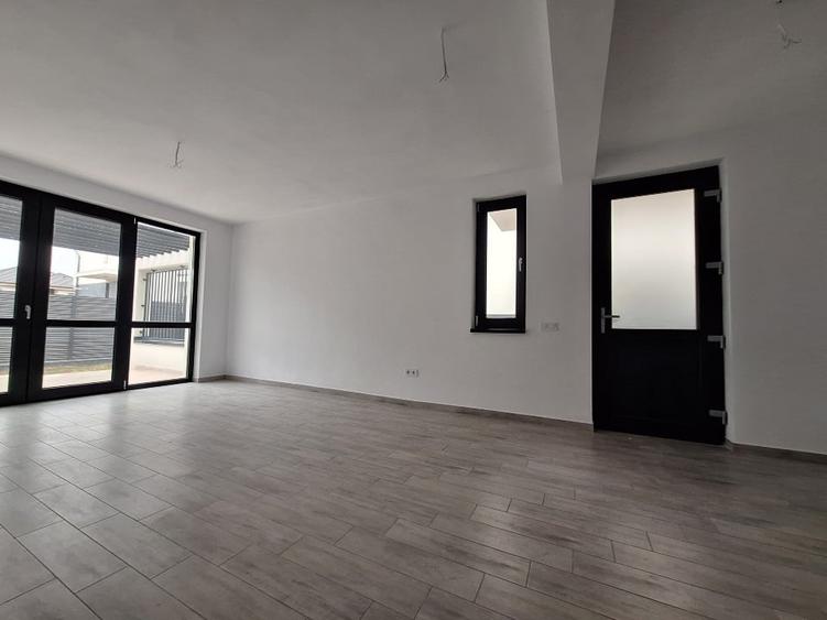Casa noua, incalzire in pardoseala, 2 locuri de parcare, Se accepta credit - 4