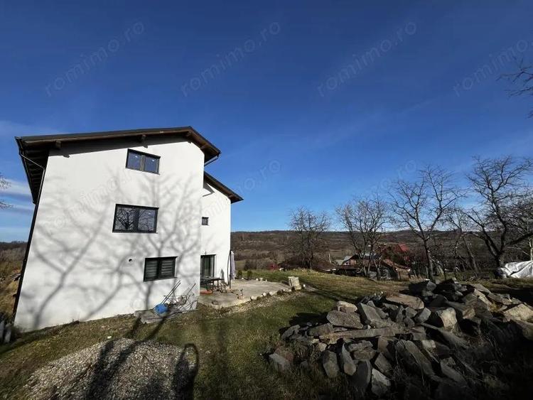 Vila 234 mp, 5 Dormit. Renovata 2019, 20 km BM, Terasa, Teren Extensibil. - 9