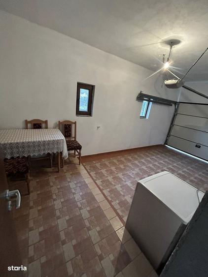 De vanzare casa ?i teren, suprafata teren de 1090mp, P+E - 1