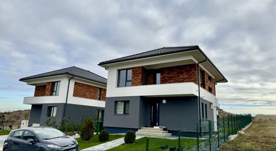 Comision 0% Ansamblu de case premium, 150mp utili, 431mp teren, Dezmir - 6