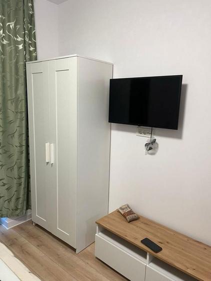 Inchiriez apartament cu o camera + living - 11