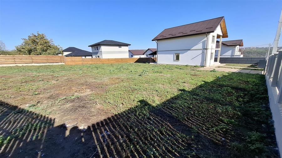 Intabulata!Casa Valea Lupului,5 camere,BIROU Parter,Drum betonat,Teren 1100 mp - 1