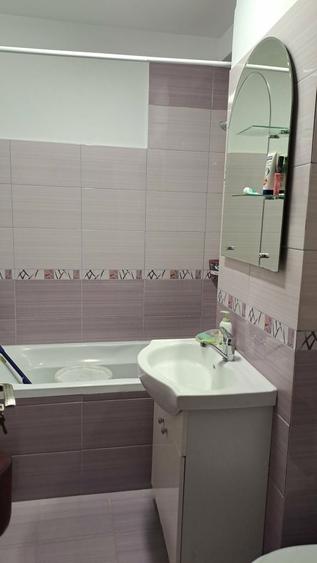 Inchiriez apartament cu o camera Canta - 3