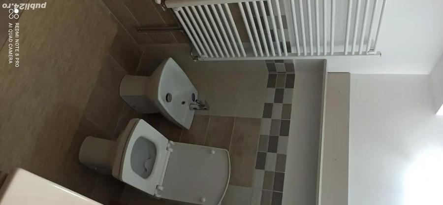 Apartament de vanzare - 3