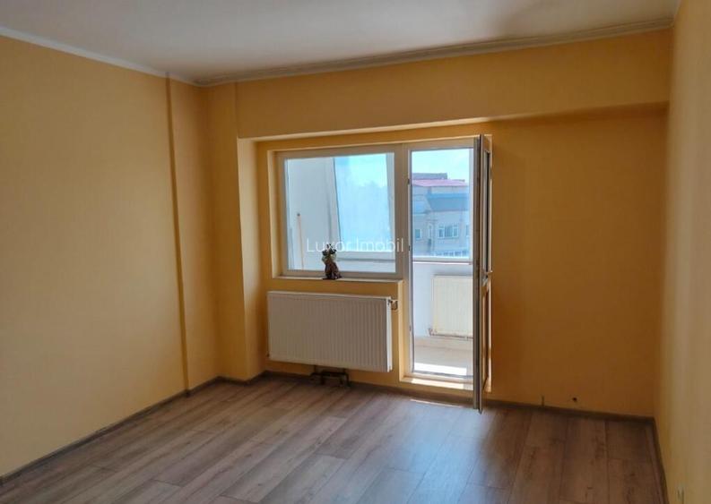 Apartament 3 camere Pacurari la bulevard Apartament 3 camere Pacurari la bulevard
