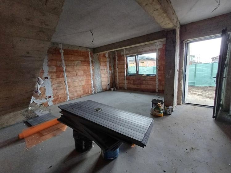 CASA INDIVIDUALA , 3 CAMERE, BECI,  PLACA DE BETON PESTE ETAJ , TOMESTI - 9