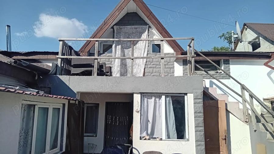 Vand casa la curte - 2