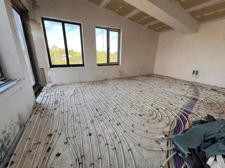 Proprietate de vânzare – Corbeanca, 2 case pe teren de 470 mp - 11