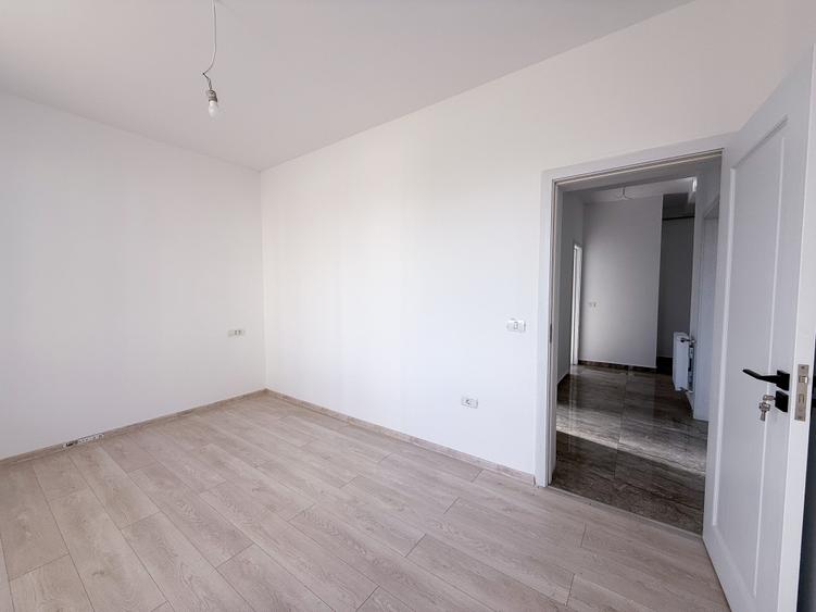 Apartament 2 Camere Parter  Curte de 347 Mp Sanpetru - 6