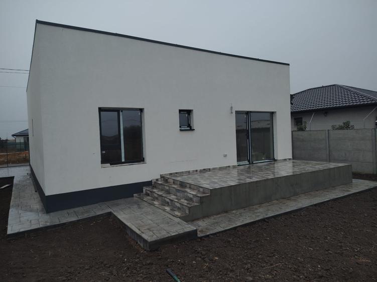 Casa individuala-3 camere/Com.Berceni - 9