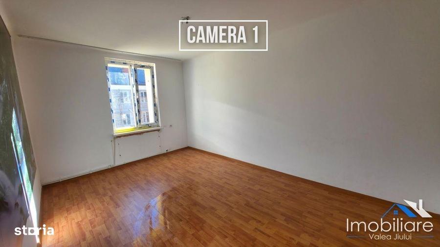Apartament 2 camere decomandate Uricani, str. 1 Mai - 6