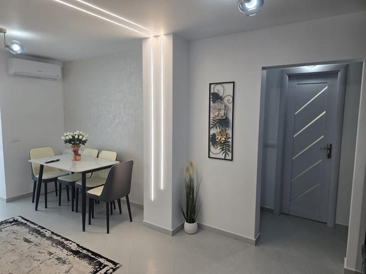 Apartament cu 2 camere decomandat în Ultracentral