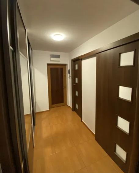 Timpuri Noi,bl.1997,decomandata,et.1/8,balcon inchis,loc de parcare,Amenajata - 2