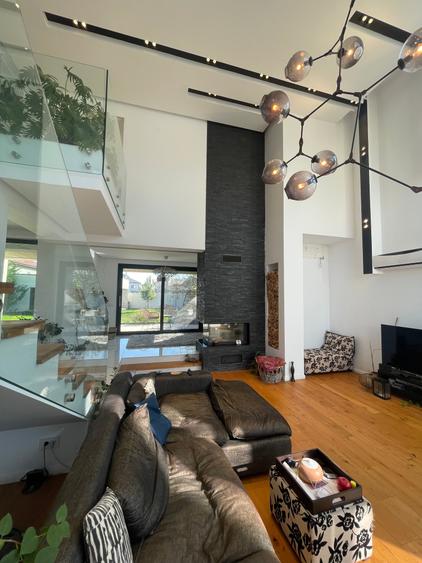 Casa individuala de lux, Prel  Ghencea-Margelelor, an 2017, 303mp, teren 923mp - 44