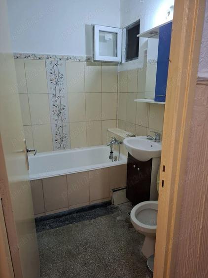 Apartament 2 camere decomandat -zona Favorit - 3