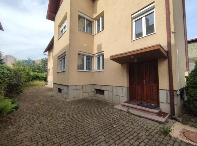 Vila cu 2 apartamente, pod mansardabil, teren, Mircea cel Batran. - 4