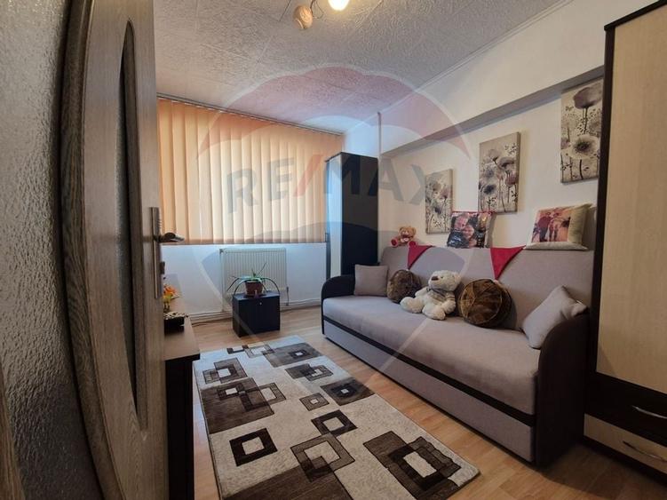 Apartament 3 camere decomandat de vanzare in Moinesti Select - 4