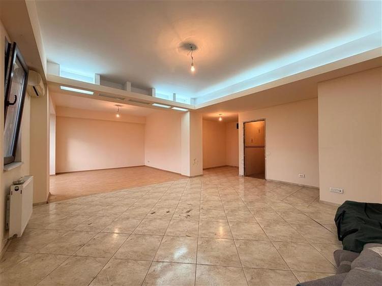 Apartament de 3 camere, 120 mp util, Ateneu Tatarasi, etaj 2, loc de parcare - 2