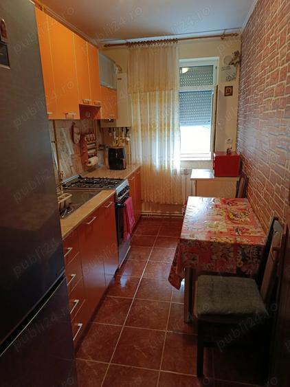 Vand apartament 2 camere decomandat - 3