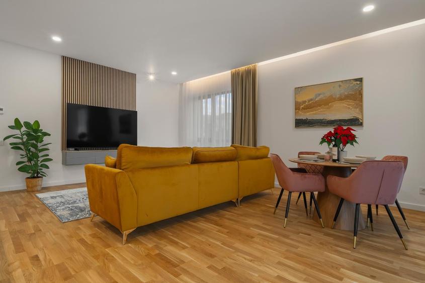 Apartament cu 3 camere decomandat, mobilat în Pipera