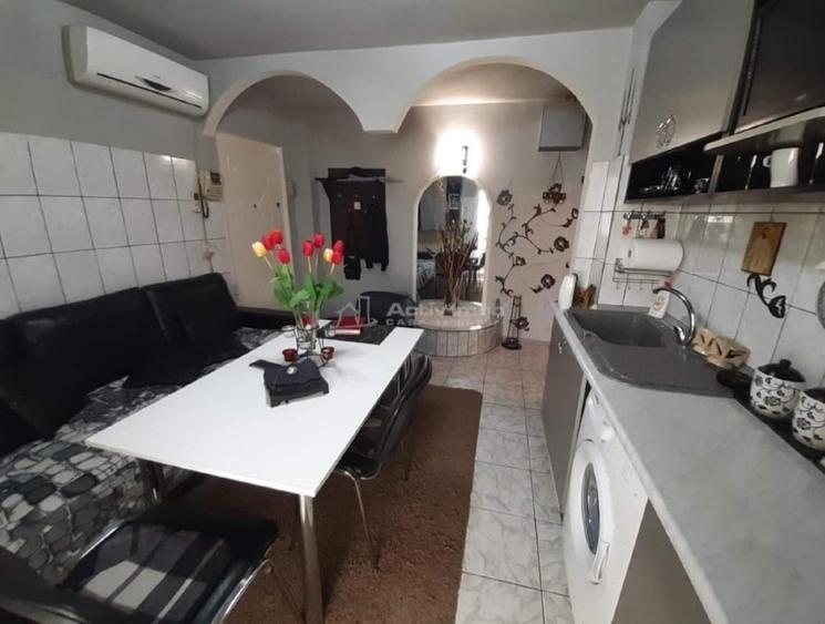 Vind urgent acest apartament deoarece am părăsit orașul pentru undeva la țară. - 1