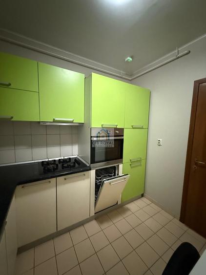 Vând apt. 3 cam. Ten Blocks,Militari,Bd. I. Maniu, bl. 2010, 3 min. metrou Pacii - 18