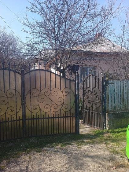 Vand casa in orasul Dragasani, Valcea - 2