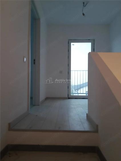 Casă cu Teren 300 Mp în Central