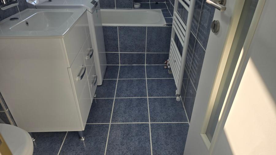 Vand apartament o camera, in Dorobanti, suprafata utila totala 47 mp, mobilata - 7