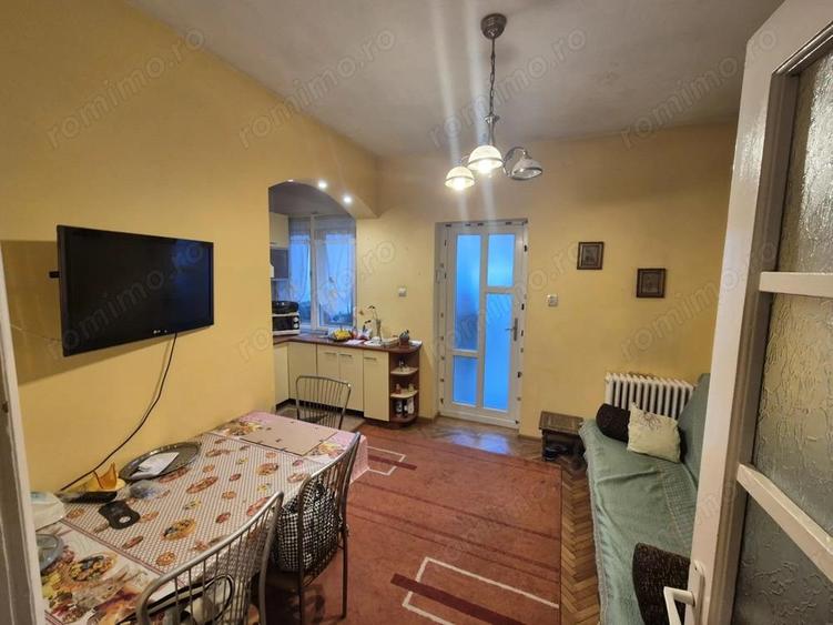 Vand casa 3 camere Moroasa - 4