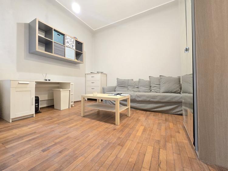 Piata Victoriei - Buzesti - McDonald's - 1