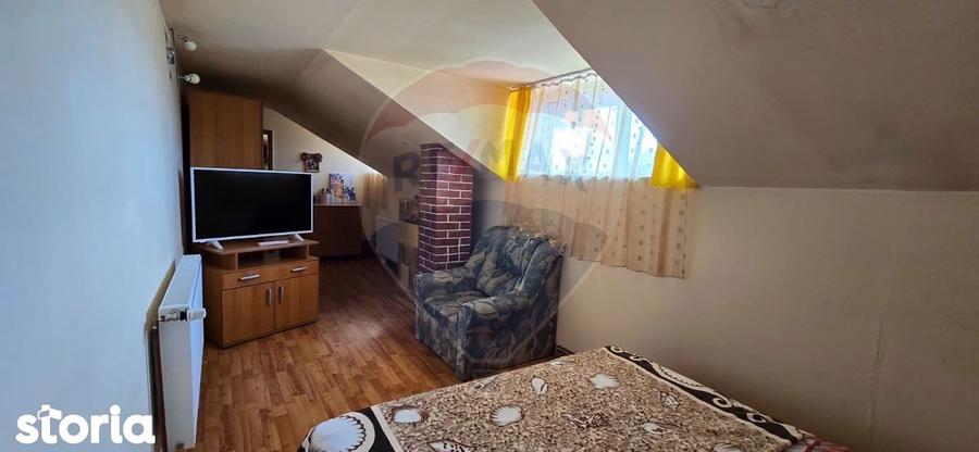 Casa de vanzare cu mansarda spa?ioasa in Chi?ineu-Cri? - 4