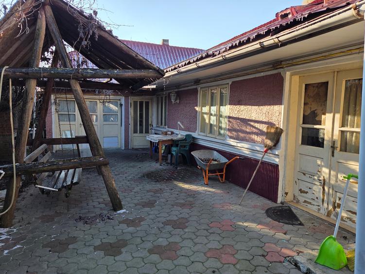 Casa P+1 zona linistita Adjud Vrancea - 2