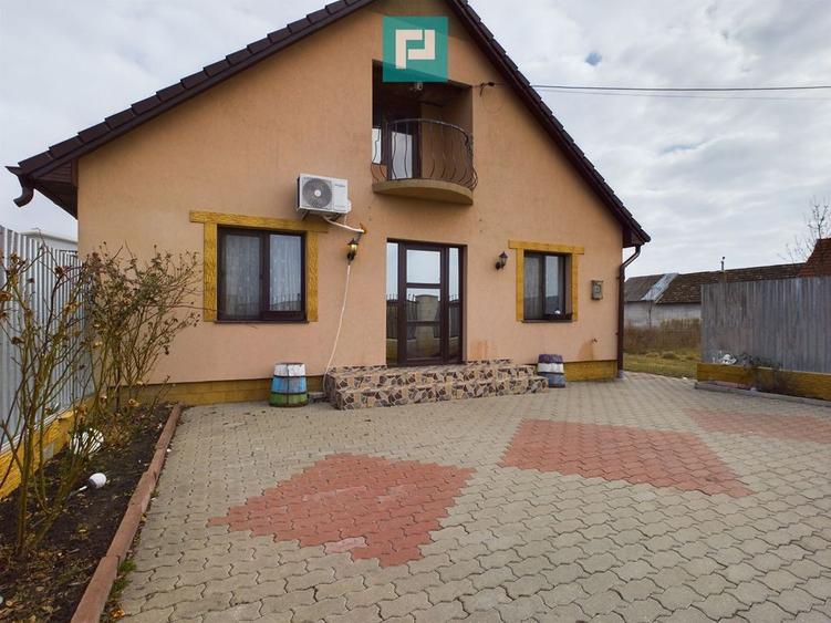 Casa cu 5 camere in Nadlac - 2