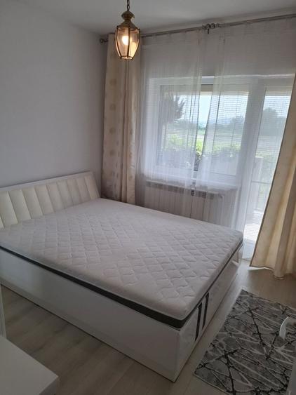 Apartament se inchiriaza cu living, dormitor, bucatarie, baie. - 3