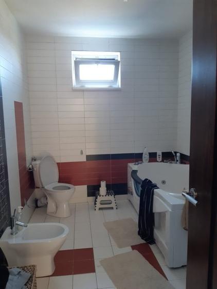 Arh. mediteraneana,constr.2012,garaj demisol 120 mp,7 camere,5 bai,7 min metrou - 13