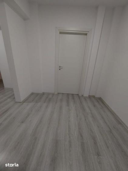Bloc nou! Vanzare apartament 2 camere, zona micro 6 - Targoviste - 10