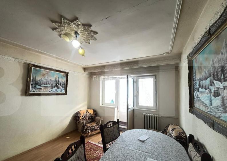 Apartament de 3 camere,etaj 3,zona Primaverii Apartament de 3 camere,etaj 3,zona Primaverii