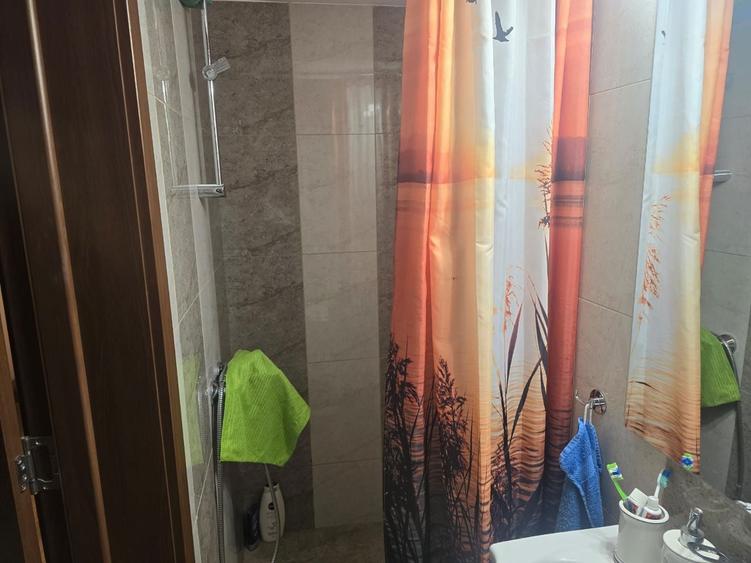 Vand apartament in zona Laminorului - 4