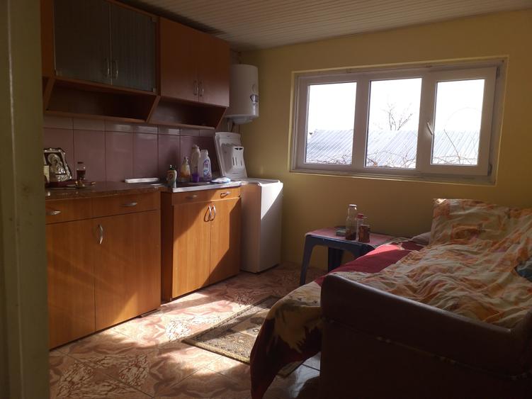 Casă individuală cu 3 camere cu Teren 3314 Mp în Baisa