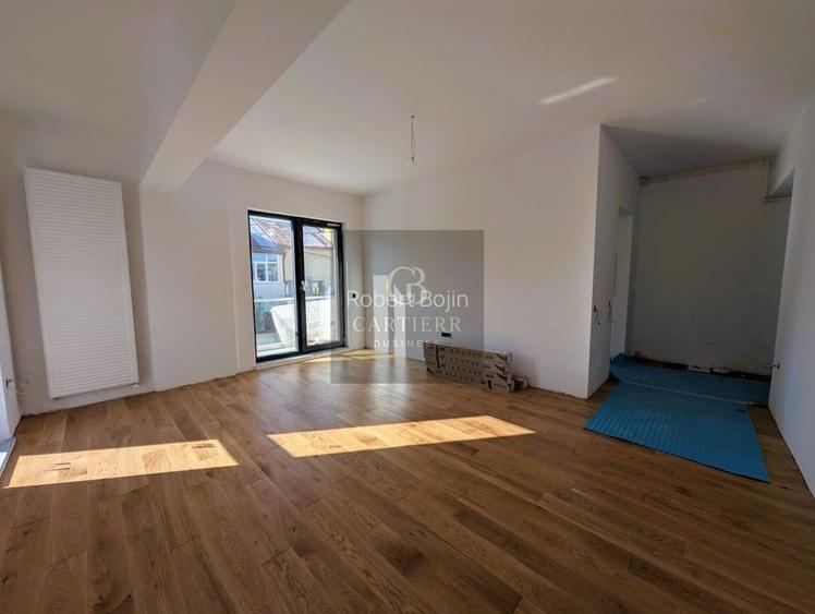 2 CAMERE | GARA OBOR | LOC DE PARCARE