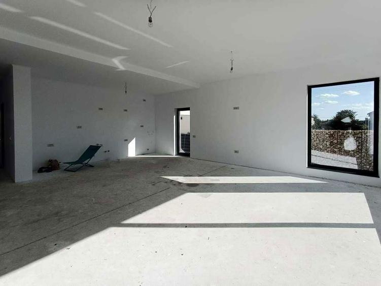 Casa de vanzare situata in Valu lui Traian, Constanta - 3