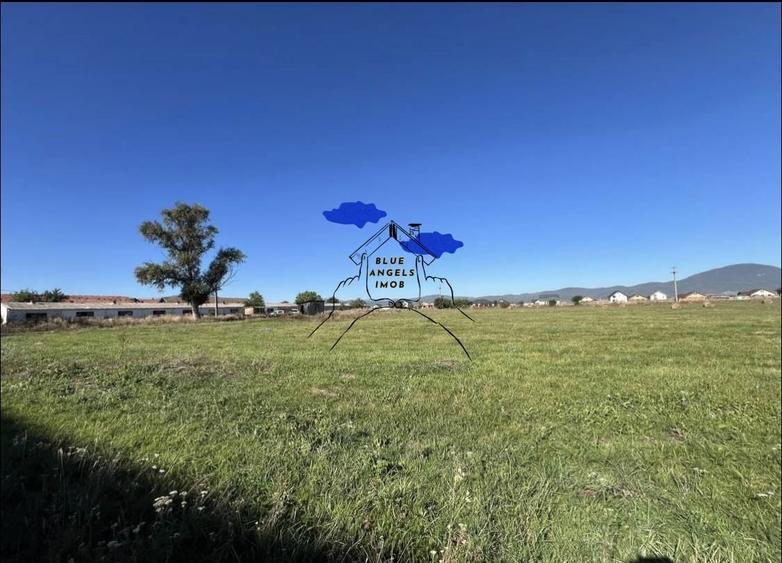 TEREN INTRAVILAN! Potențial dezvoltare rezidențială - 1